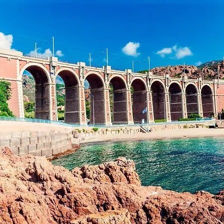 Frejus, Studio, 100 M De La Plage-port 아파트 *