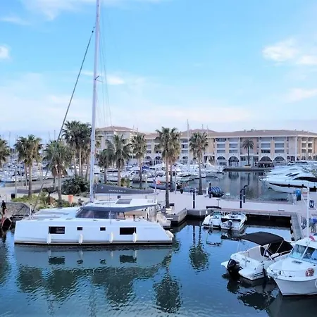아파트 Frejus, Studio, 100 M De La Plage-port