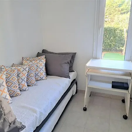 Frejus, Studio, 100 M De La Plage-port 아파트